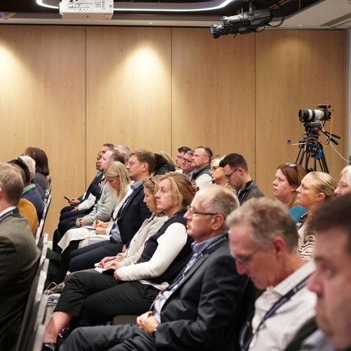 Lo Res TPI Conference 463