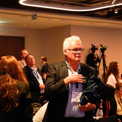 Lo Res TPI Conference 328